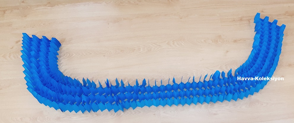 300 CM x 20 CM Mavi Akordiyon Petek Kağıt Uzar Süs  Parti Doğum Günü Kutlama Süsü